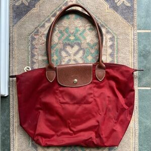 Longchamp pliage cloth handbag red